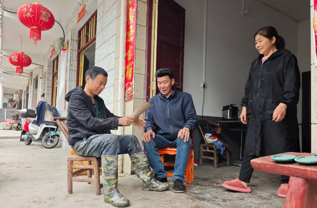 【邻长在身边】甘秋珍：“多面能手”为乡村振兴注入发展动能 