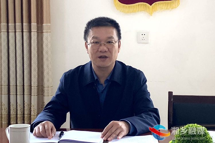 周俊文讲话。.jpg