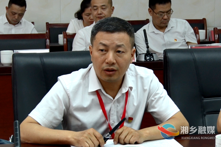李文亮2.png